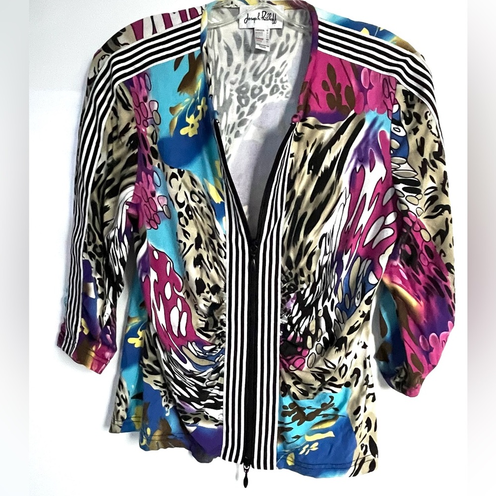 Joseph Ribcoff Front Zip Top - Picture 2 of 13